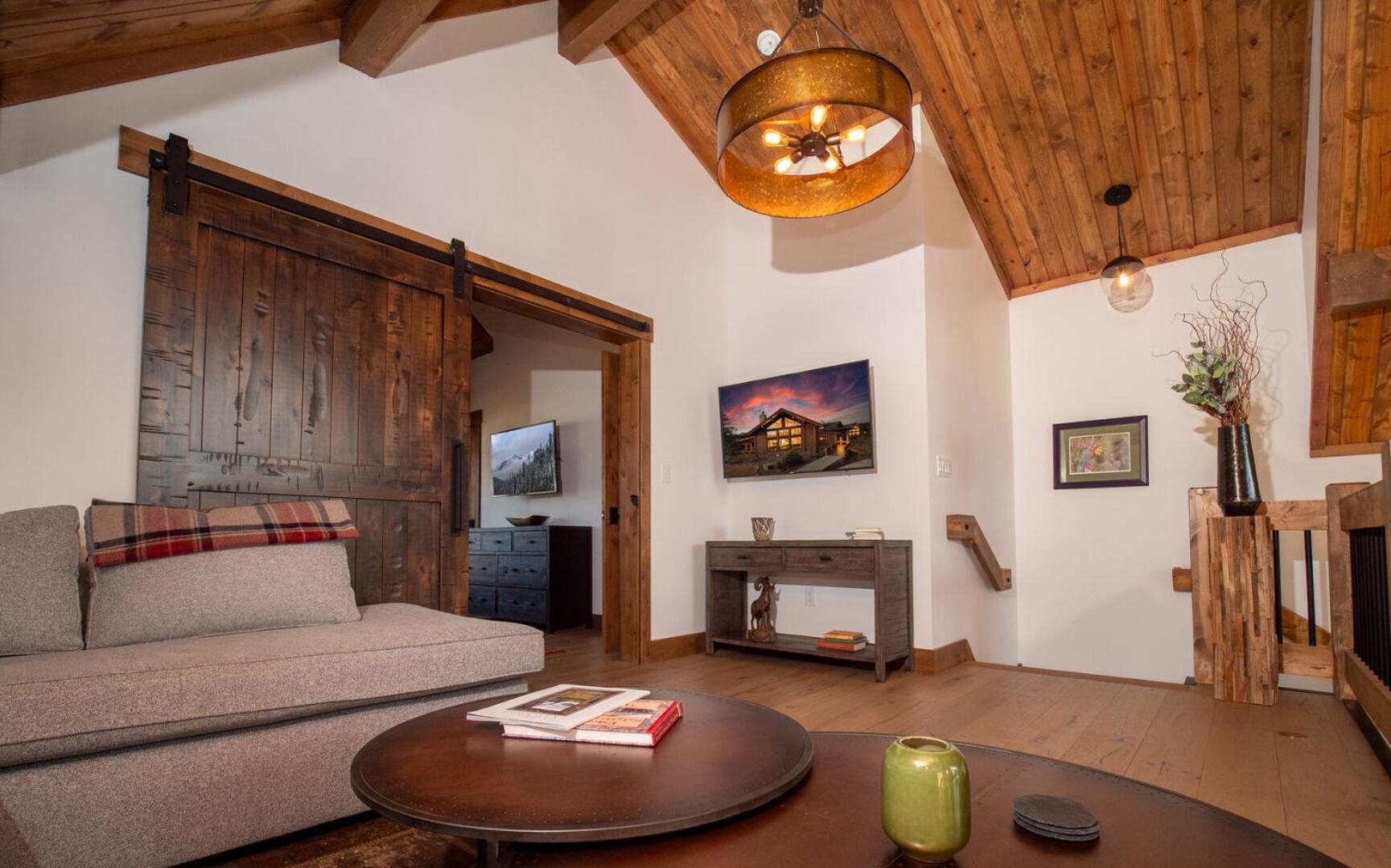 Chic Retreat Indoor Outdoor Fireplace, Private Jacuzzi, Great Location! Estes Park Phòng bức ảnh