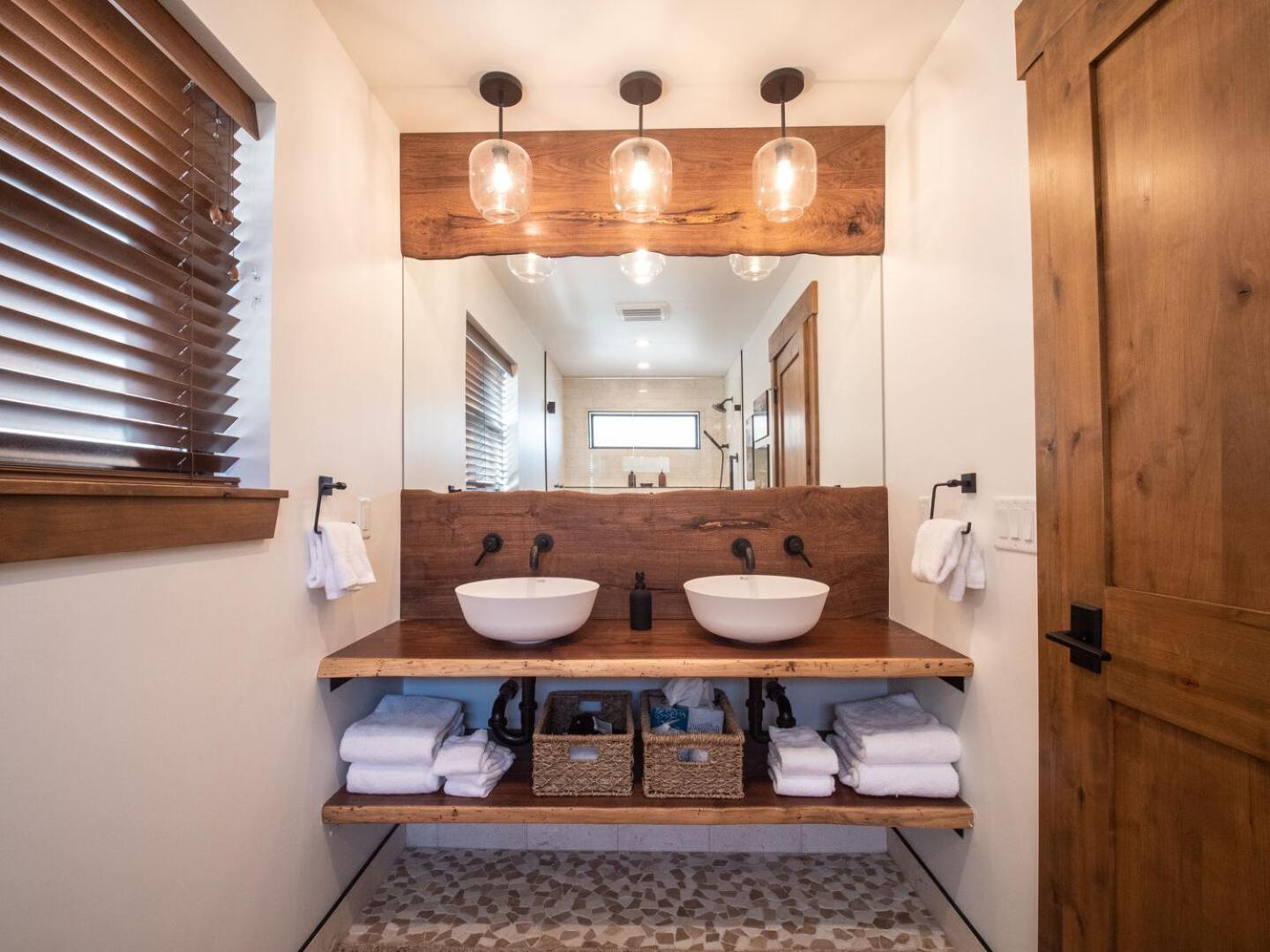 Chic Retreat Indoor Outdoor Fireplace, Private Jacuzzi, Great Location! Estes Park Phòng bức ảnh