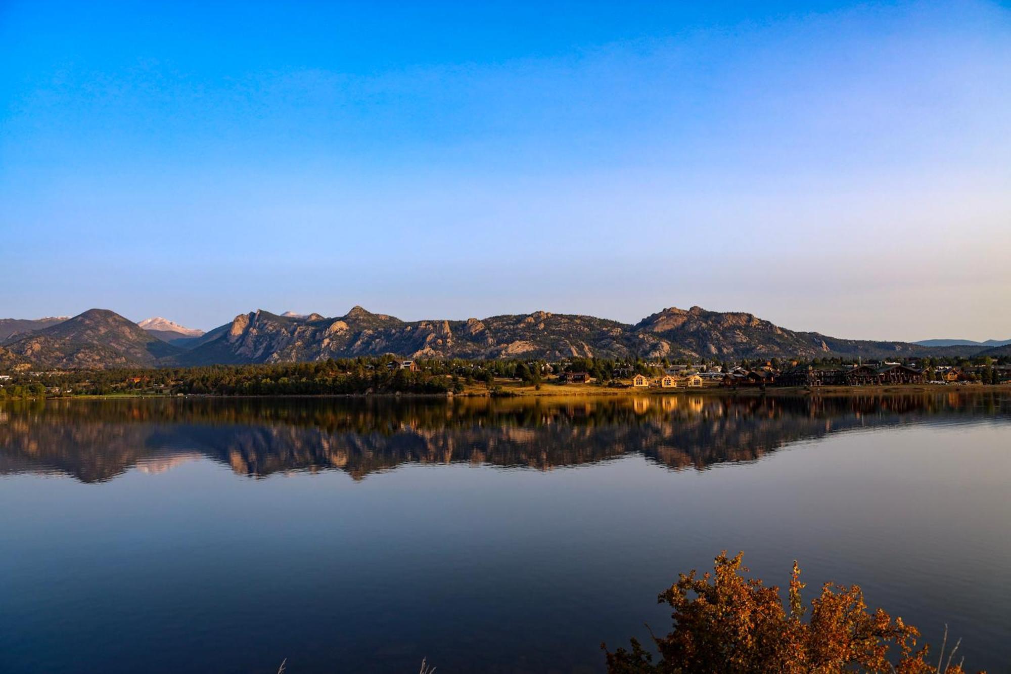 Chic Retreat Indoor Outdoor Fireplace, Private Jacuzzi, Great Location! Estes Park Ngoại thất bức ảnh